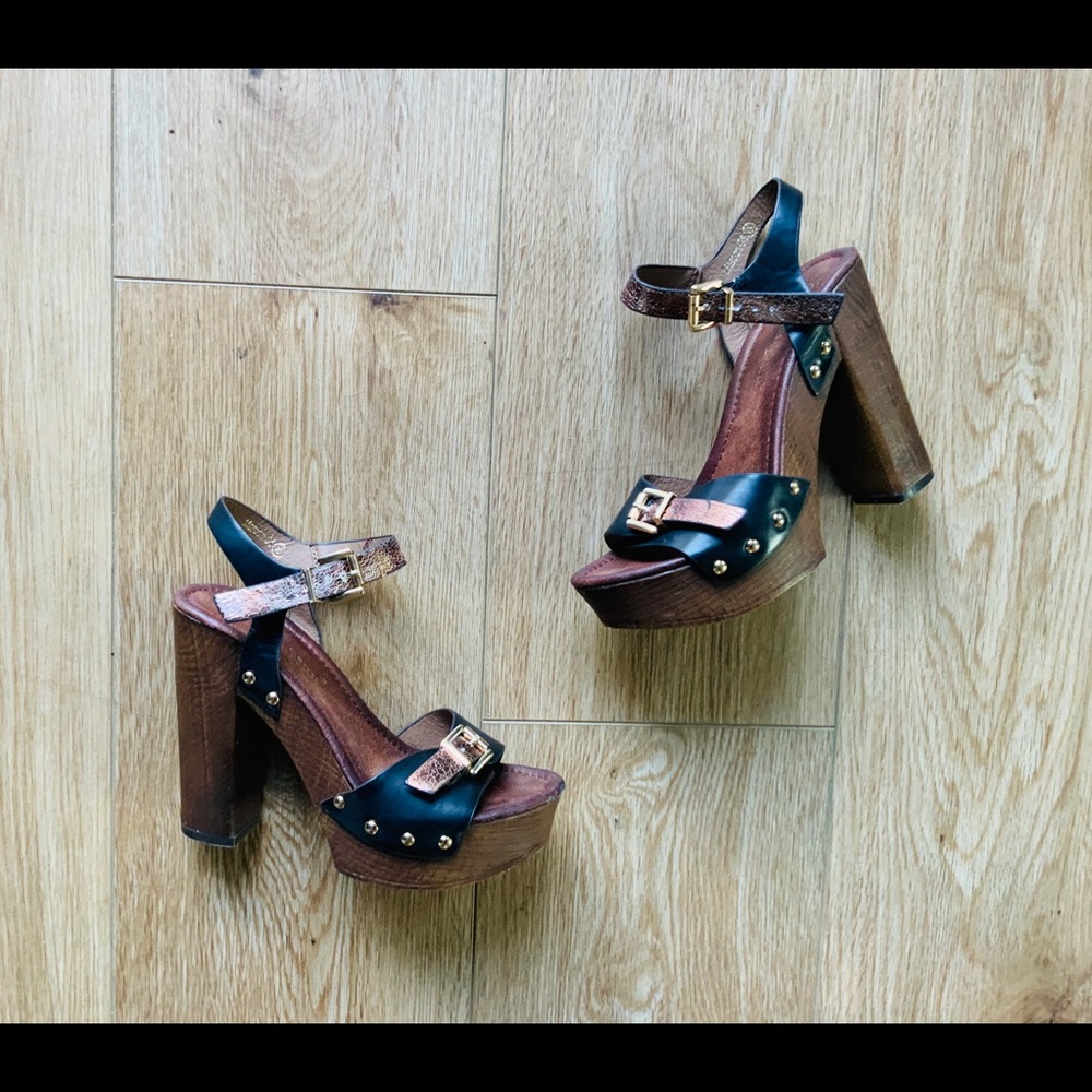 70s vibes Platform block heeled sandals